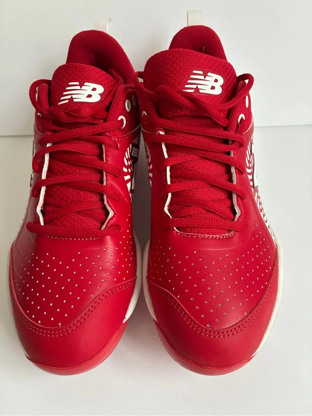 New Balance Women's Red and White Metal Baseball Cleats Size 9 Sports-Game